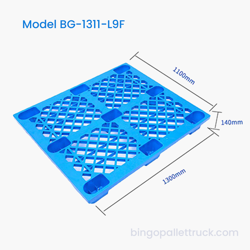 Slitstark 1300×1100 mm lätt lastpall med 4-vägsingång