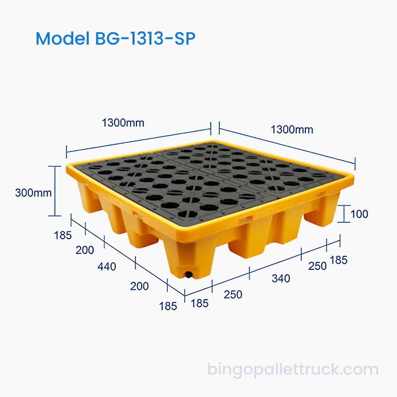 1300x1300mm Läcksäker spillpall för 4 trummor